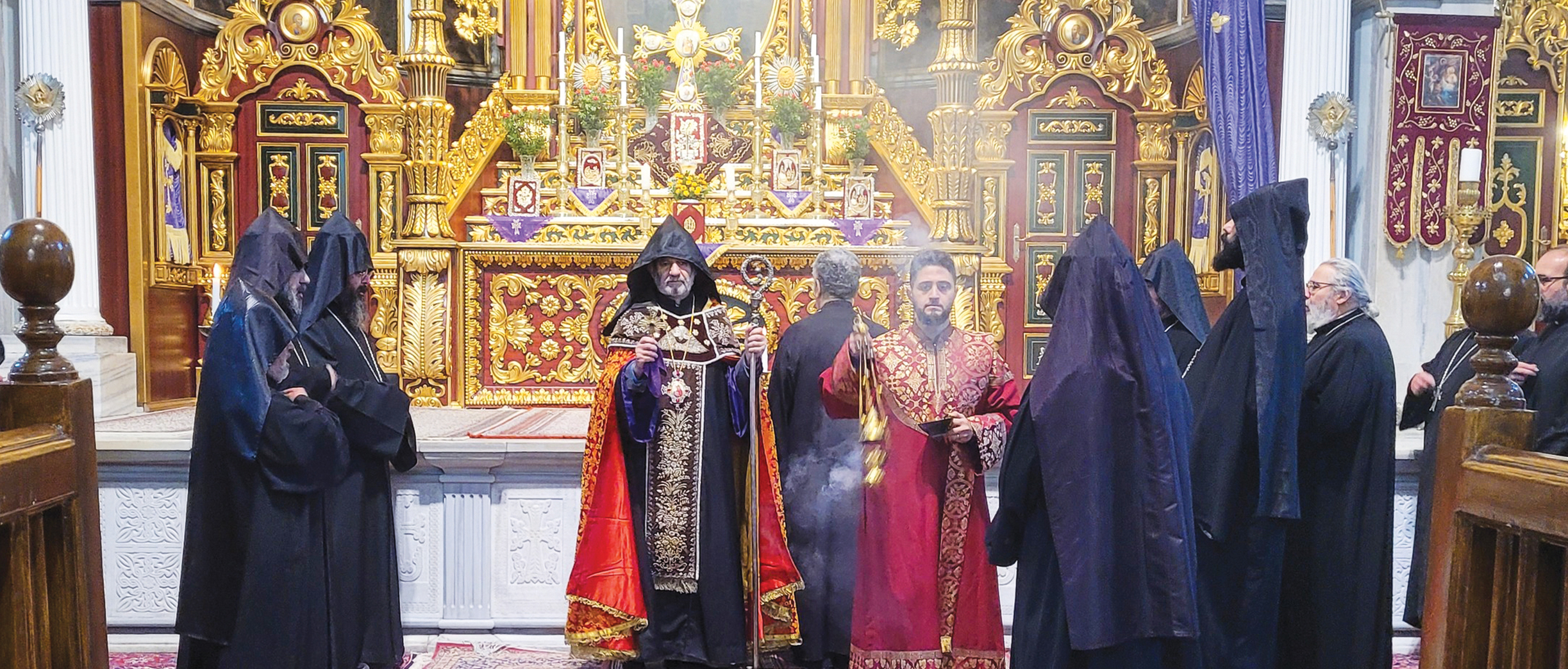 Girit Ermeni Kilisesi Ruhani Önderi Patrikhane’yi ziyaret etti